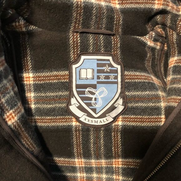 TNA (Aritzia) wool toggle coat size XXS - Picture 3 of 3